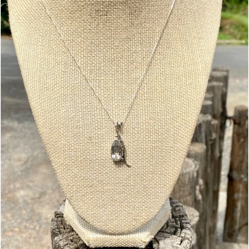 White Topaz Necklace - Picture 3 of 16